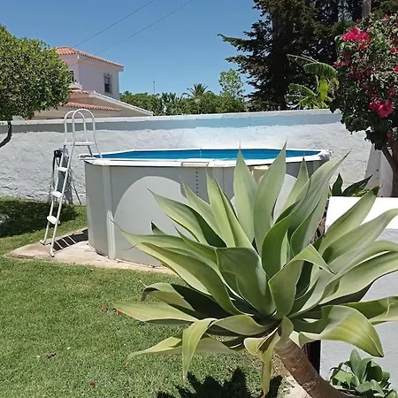 Privado Con Jardin, Piscina Elevada Y Bbq